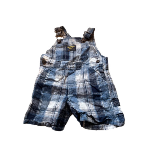 3/$20 osh kosh b’gosh 9 month Overall shorts - Picture 1 of 3